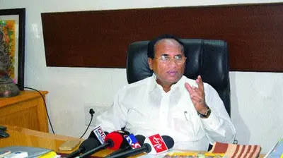आंध्र प्रदेश: पूर्व विधानसभा अध्यक्ष के शिव प्रसाद पंखे से लटक कर दी जान