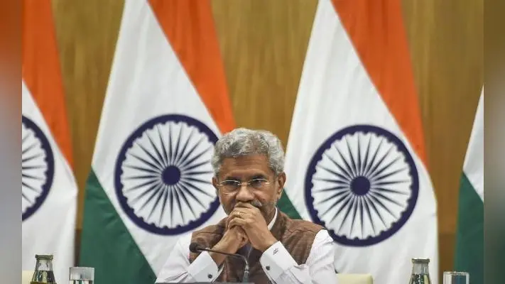 जयशंकर ने पाकिस्तान पर साधा निशाना, बोले- एक अलग तरह की चुनौती पेश कर रहा पड़ोसी