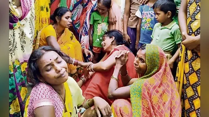 जमुई : पत्नी व बेटी की हत्या करने के बाद युवक ने भी दी जान