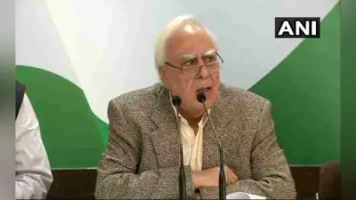 कांग्रेस नेता सिब्बल का तंज: सरकार कॉरपोरेट के लिए दिवाली लाई, गरीबों को उनके हाल पर छोड़ा