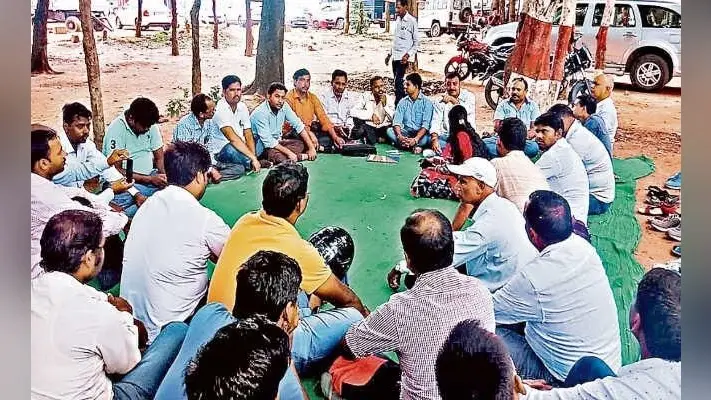 मांगें नहीं मानी, तो 25 से पारा शिक्षकों का घेरा डालो-डेरा डालो