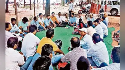 मांगें नहीं मानी, तो 25 से पारा शिक्षकों का घेरा डालो-डेरा डालो