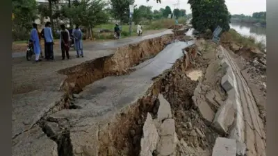 पाकिस्तान में भूकंप ने ली 30 की जान, 370 से अधिक घायल, 100 की हालत गंभीर
