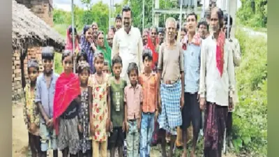 गौरी बिगहा में बिजली आते ही चमक उठीं लोगों की आंखें