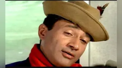 Dev Anand 100th Birth Anniversary: देव आनंद को याद कर आशा पारेख बोलीं- देव साहब को देखने के लिए ऐसा हुजूम…