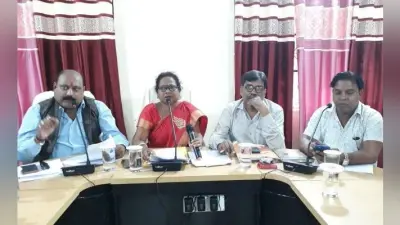 सिमडेगा : पूजा पंडालों में साफ-सफाई व पेयजल उपलब्ध कराने का निर्णय