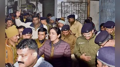 पटना :प्लास्टिक का पाइप दिखाकर एक बदमाश ने दिनदहाड़े बैंक से लूट लिये 9.12 लाख