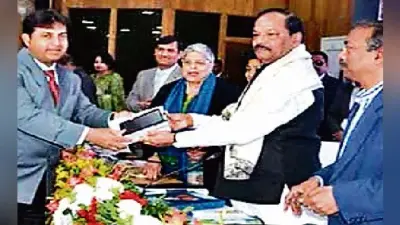 रांची : बांटे गये टैब का प्रयोग होगा या नहीं, शिक्षा मंत्री लेंगे निर्णय