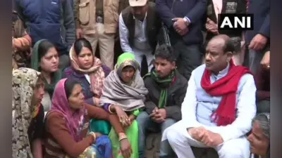 राजस्थान: कोटा के अस्पताल में बच्चों की मौत, परिजनों से मिलने पहुंचे लोकसभा स्पीकर ओम बिरला