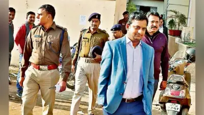 लालू प्रसाद अस्पताल में लगा रहे सियासी दरबार, जांच करने पहुंचे जेल आइजी