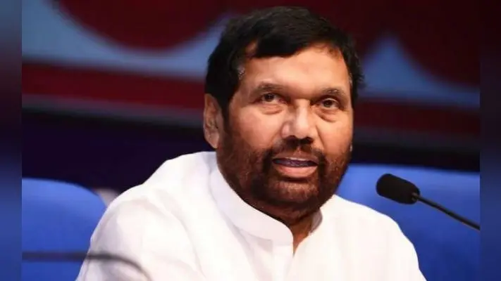 ”कीमतों पर काबू पाने के लिए सरकार ने अब तक 12 हजार टन प्याज का किया आयात”