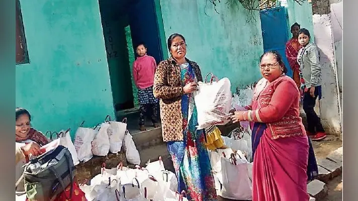 जनहित के कार्यों को लंबित नहीं रखें अधिकारी : डीसी राय महिमापत रे
