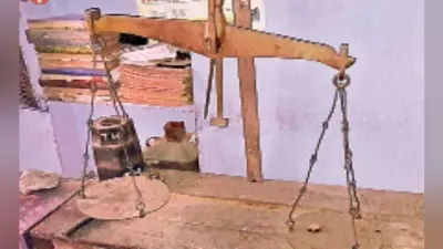 तीन गुणा बढ़े राजस्व को पूरा करने में कर्मचारियों के छूट रहे पसीने