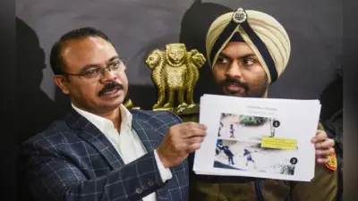 JNU हिंसा : नौ संदिग्ध छात्रों की पहचान, आइशी घोष सहित सात छात्र वाम संगठनों के