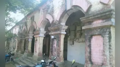 Gumla : 118 साल पहले अंग्रेज जमाने में बना अनुमंडल भवन टूटेगा, अब बनेगा तीन मंजिला भवन