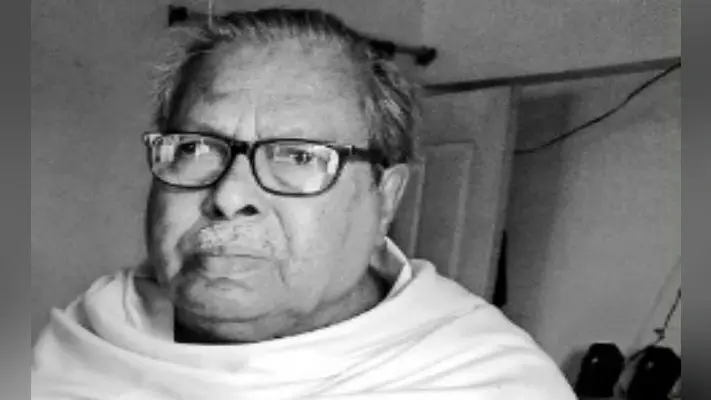 हां, हम काले हैं: काली चट्टानों से फूटते निर्झर थे खगेंद्र ठाकुर