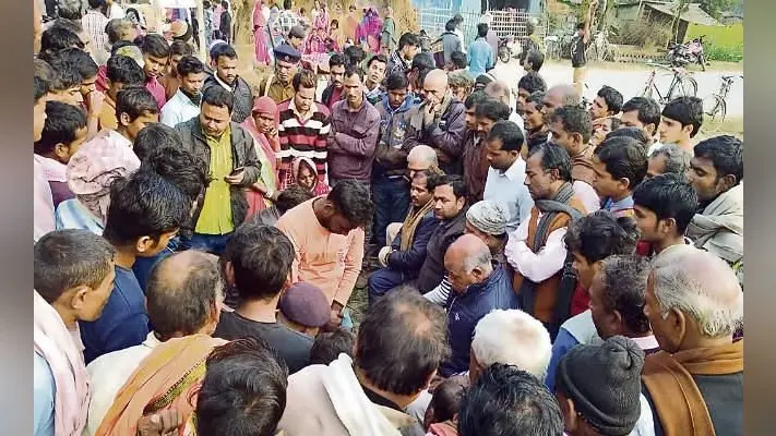 मुजफ्फरपुर : गृहमंत्री अमित शाह की सभा में वैशाली जा रहे एमएलसी की गाड़ी के धक्के से महिला की मौत, हंगामा