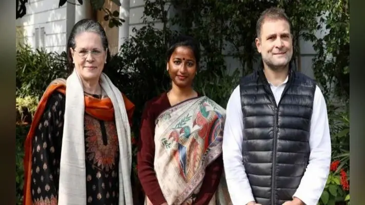 बड़कागांव की विधायक अंबा प्रसाद ने कहा, दिल्ली में सोनिया-राहुल ने दिये सूबे में जनहित का काम करने के निर्देश