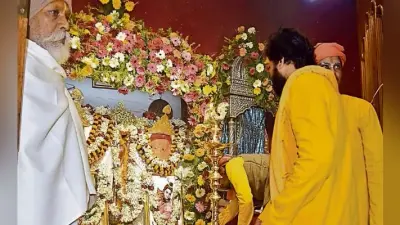 पटना : लाइव देखें महावीर मंदिर के भगवान, माता-पिता की सेवा करनेवाले ‘श्रवण कुमार’ हुए सम्मानित