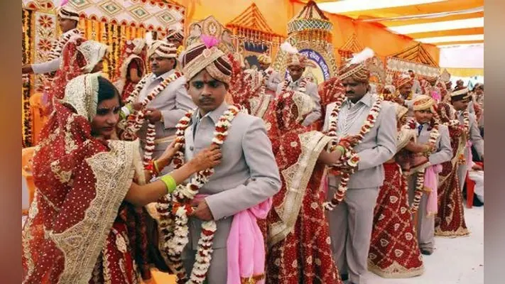 सामूहिक विवाहोत्सव में एक दूजे के हुए 25 जोड़े