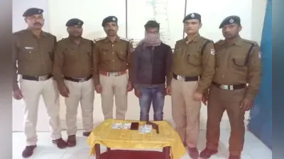 इंटरसिटी एक्सप्रेस के स्लीपर कोच से हथियार के साथ एक युवक गिरफ्तार