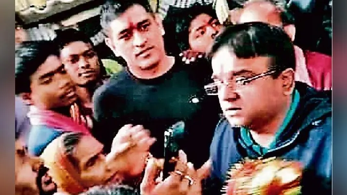 दिउड़ी मंदिर में धौनी ने की पूजा