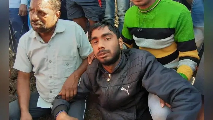 बाइकर्स गैंग के अपराधियों ने गोली चलाकर दिनदहाड़े युवक से लूटे 2 लाख, 53 हजार