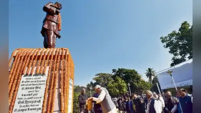 सभी ने कर्पूरी ठाकुर को बताया अपनी विरासत, राजनीतिक दलों ने कार्यक्रम आयोजित कर जननायक को किया याद