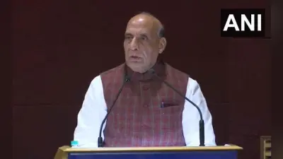 रक्षा मंत्री ने पाकिस्तान पर साधा निशाना, कहा- आतंकी समूहों पर ऐसी कार्रवाई करे, जो सबको नजर आये