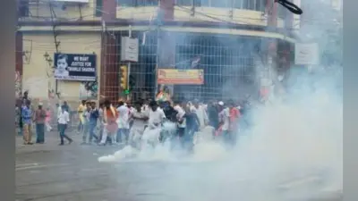 सीएए के खिलाफ प्रदर्शन के दौरान झड़प, उपद्रवियों ने बम फेंके, चलायी गोली, दो मरे