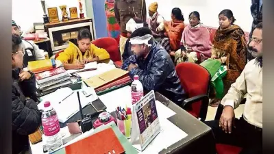 रांची : डोरंडा के भवानीपुर में विवाद के बाद दो गुटों में हुई मारपीट, विरोध में लोगों ने थाना का घेराव कर किया हंगामा