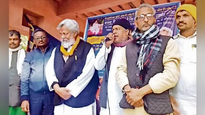 नालंदा : पद्मावती सत्याग्रह समर्थक सम्मेलन, मैला ढोनेवाली मालगाड़ी बन गयी है गंगा : राजेंद्र