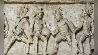 सेन वंश की प्राचीनकालीन छह मूर्तियां जब्त