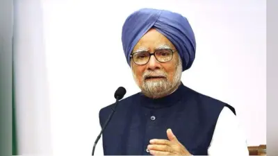 ”शर्म की बात है कि पढ़े-लिखे होने के बाद भी युवकों को रोजगार के लिए भटकना पड़ता है”