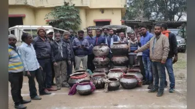दो दिन में 6 क्विंटल कत्था जब्त, दर्जनों लोगों पर मामला दर्ज करने की प्रक्रिया शुरू