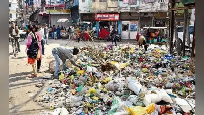 मुंगेर में निगमकर्मी के अनिश्चितकाली हड़ताल शहर में सफाई कार्य ठप, लोगों की बढ़ी परेशानी