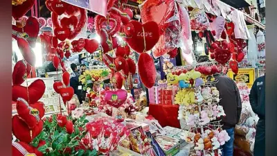 10 Best Valentine”s Day Gifts Idea: जानें वेलेंटाइन गिफ्ट आईडिया फॉर पार्टनर एंड लवर, अर्फोडेबल कॉस्ट एंड बजट…
