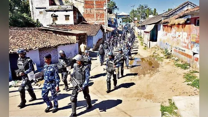 लोहरदगा में कर्फ्यू हटा निषेधाज्ञा अब भी लागू