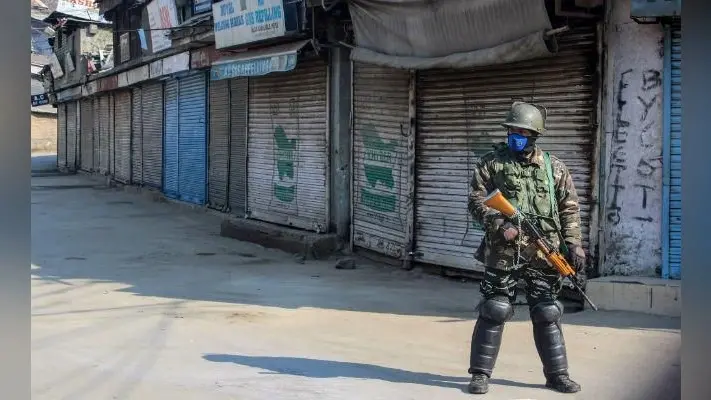 अफजल की सातवीं बरसी पर कश्मीर में बंद की गयी मोबाइल इंटरनेट सेवाएं फिर से बहाल