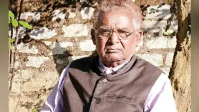 पारंपरिक नागपुरी गीतों को सहेजने में जुटे ‘भिनसरिया के राजा’ महावीर नायक