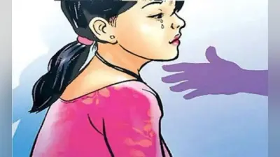 बिजली विभाग के इंजीनियर ने कार्यालय में महिला कर्मी का पकड़ लिया हाथ, करने लगा छेड़खानी, फिर…