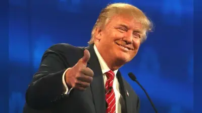 Namaste Trump India Visit: भारत यात्रा के दौरान डोनाल्ड ट्रंप को भेंट की जाएगी बापू की आत्मकथा, फोटो-चरखा भी उपहार में मिलेगा