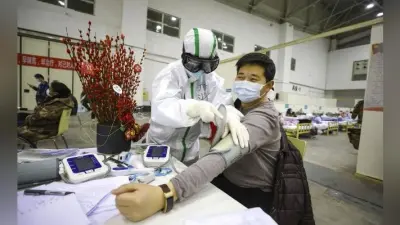 Coronavirus News: चीन में मरने वालों की संख्या 2300 के पार, WHO की टीम वुहान पहुंची