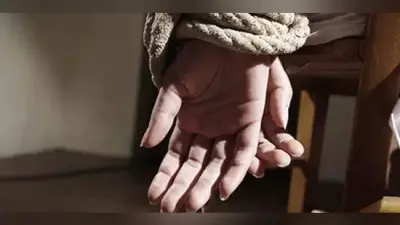 किसान को बंधक बना पीटा