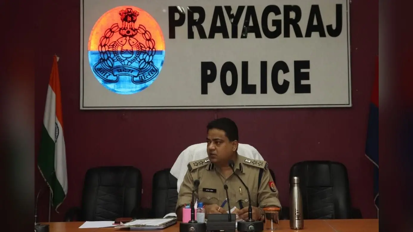 IPS अभिषेक दीक्षित पर कसेगा शिकंजा! विजिलेंस ने भ्रष्टाचार मामले में FIR दर्ज करने की सरकार से मांगी अनुमति