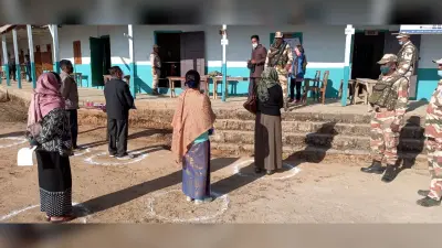 मणिपुर विधानसभा चुनाव: भाजपा से निष्कासित नेता के आवास पर फेंका गया बम, इलाके में दहशत