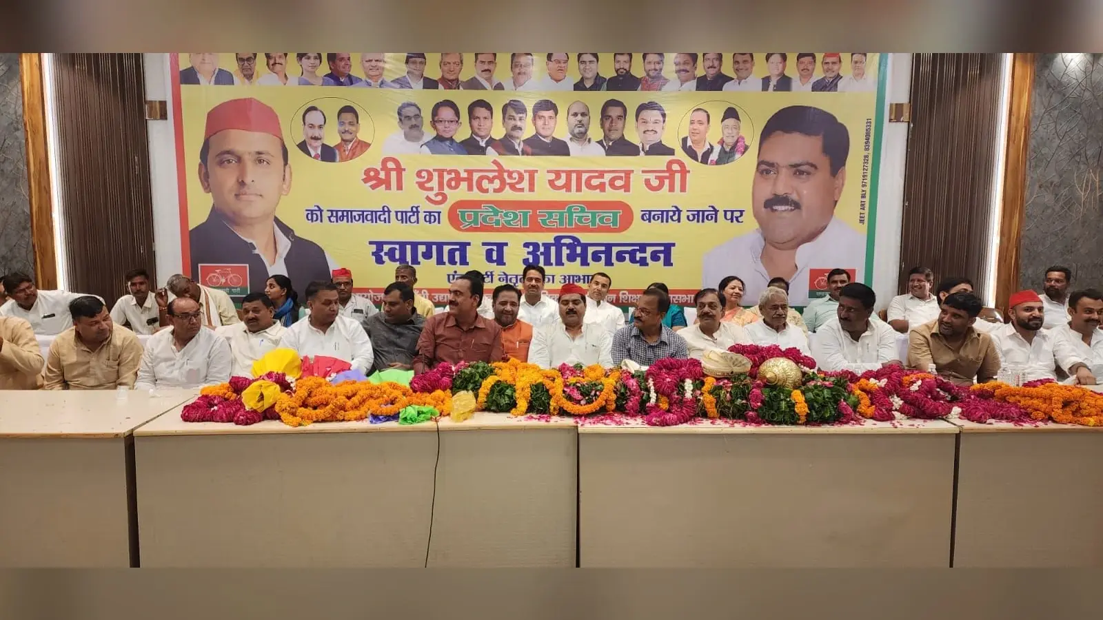 प्रयागराज की कटरा गोबर गली में बमबाजी, माफिया अतीक अहमद के वकील के घर पर फेंके बम, जांच में जुटी पुलिस