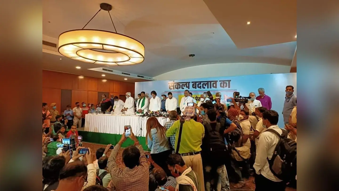 बिहार विधानसभा चुनाव 2020: तेजप्रताप और तेजस्वी की मौजूदगी में हो रहा था सीट बंटवारा, तभी लगने लगे मुर्दाबाद के नारे