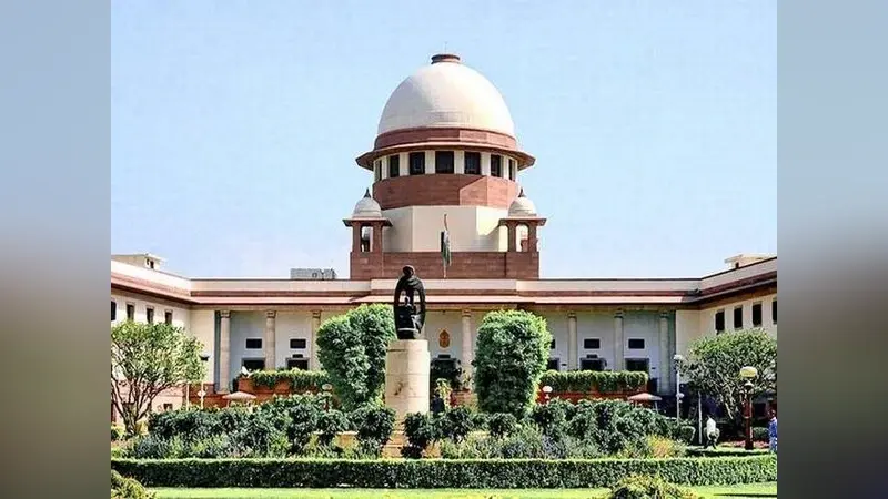 Sushant SinghRajput death case: एसपी विनय तिवारी को मुंबई पुलिस ने वर्चुअली हिरासत में रखा था, बिहार सरकार ने सुप्रीम कोर्ट में दाखिल किया जवाब