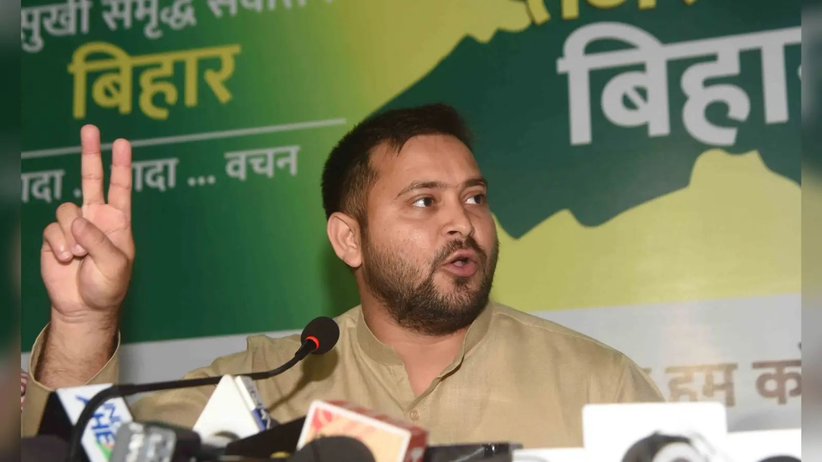 UP Elections: राजद छोड़ UP में चुनाव लडे़गी बिहार की सभी पार्टियां, तेजस्वी कर सकते हैं सपा के लिए प्रचार